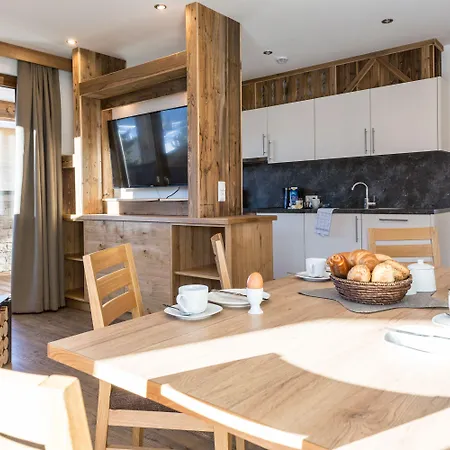 Naturlodge Ehemals Alpenlodge Alexander Apartmán Ladis