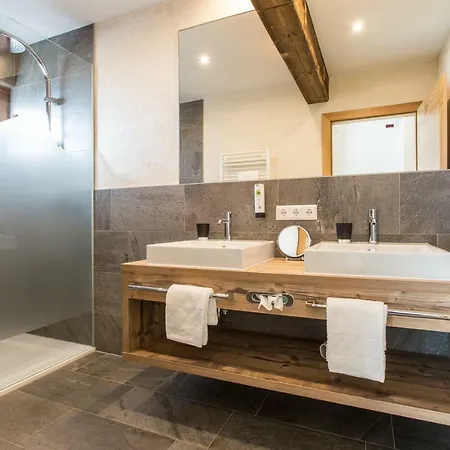 Naturlodge Ehemals Alpenlodge Alexander * Ladis